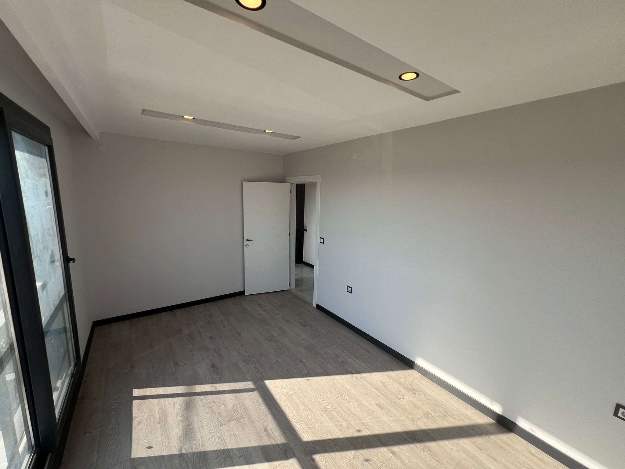 3+1 BITISIK NIZAM 2 VILLA