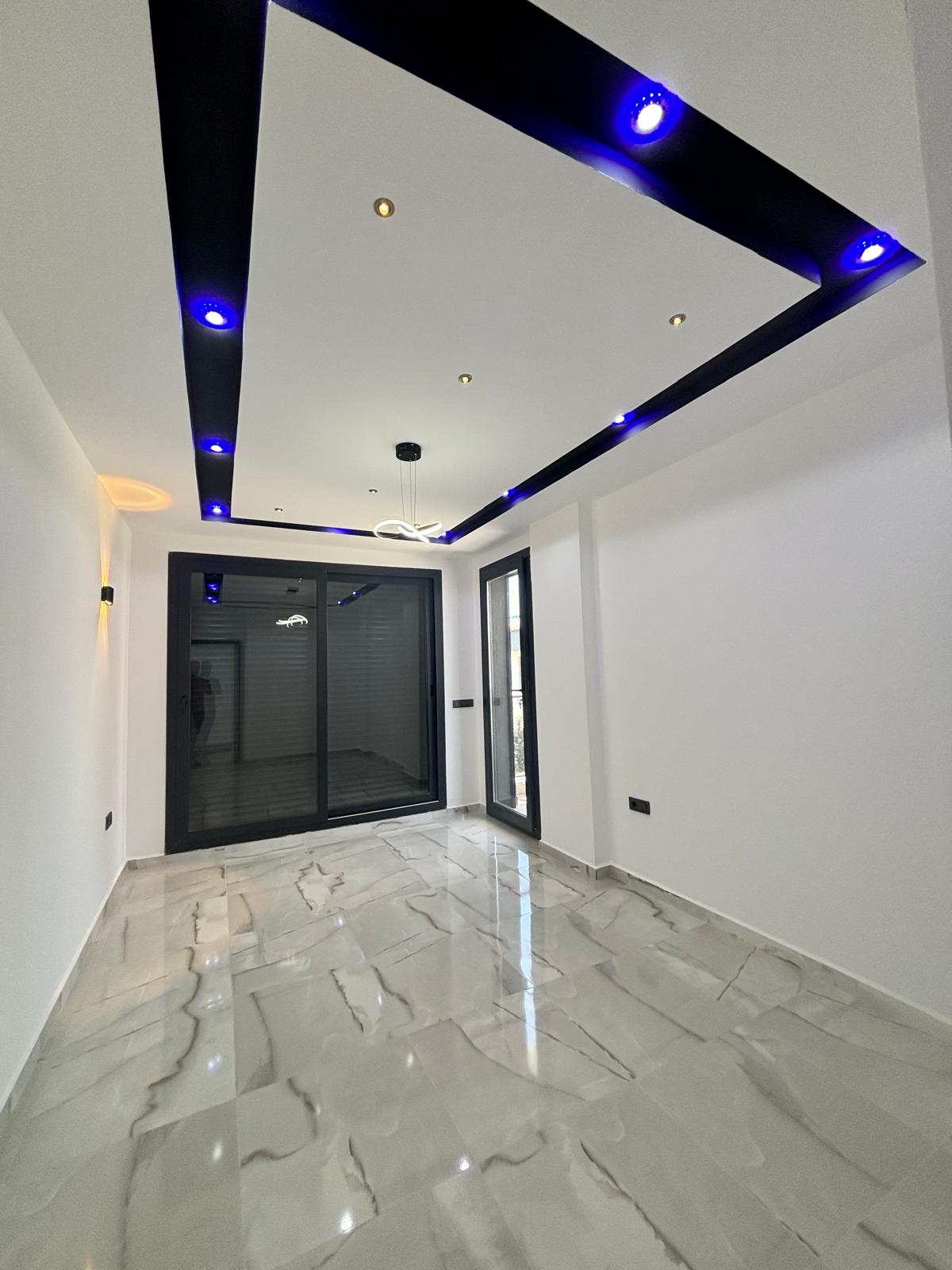 4+1 Ultra Lūx Havuzlu